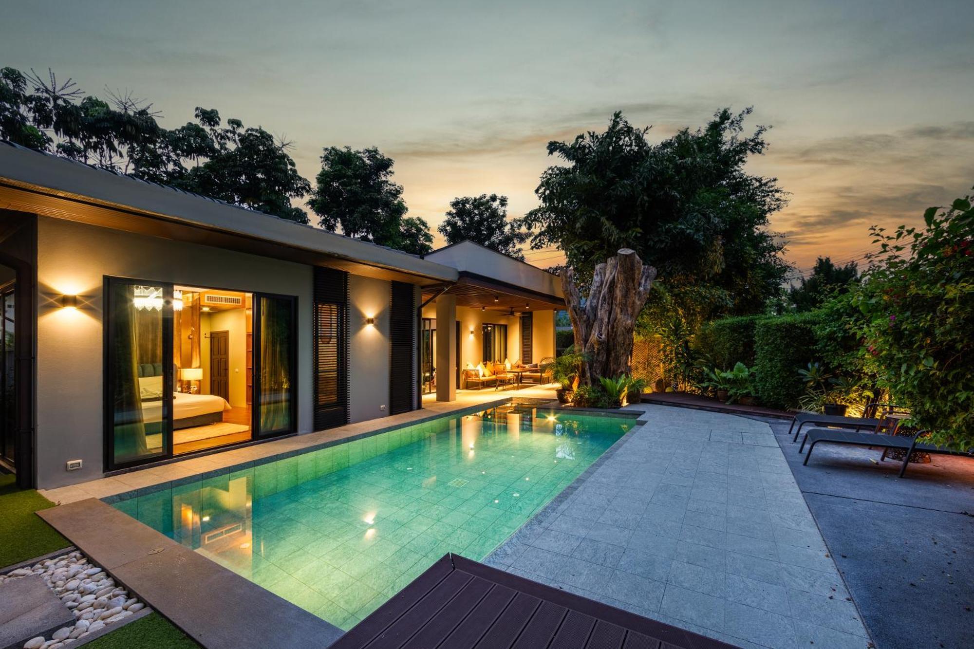 Baan Bua Estate By Tropiclook Villa Nai Harn ภายนอก รูปภาพ
