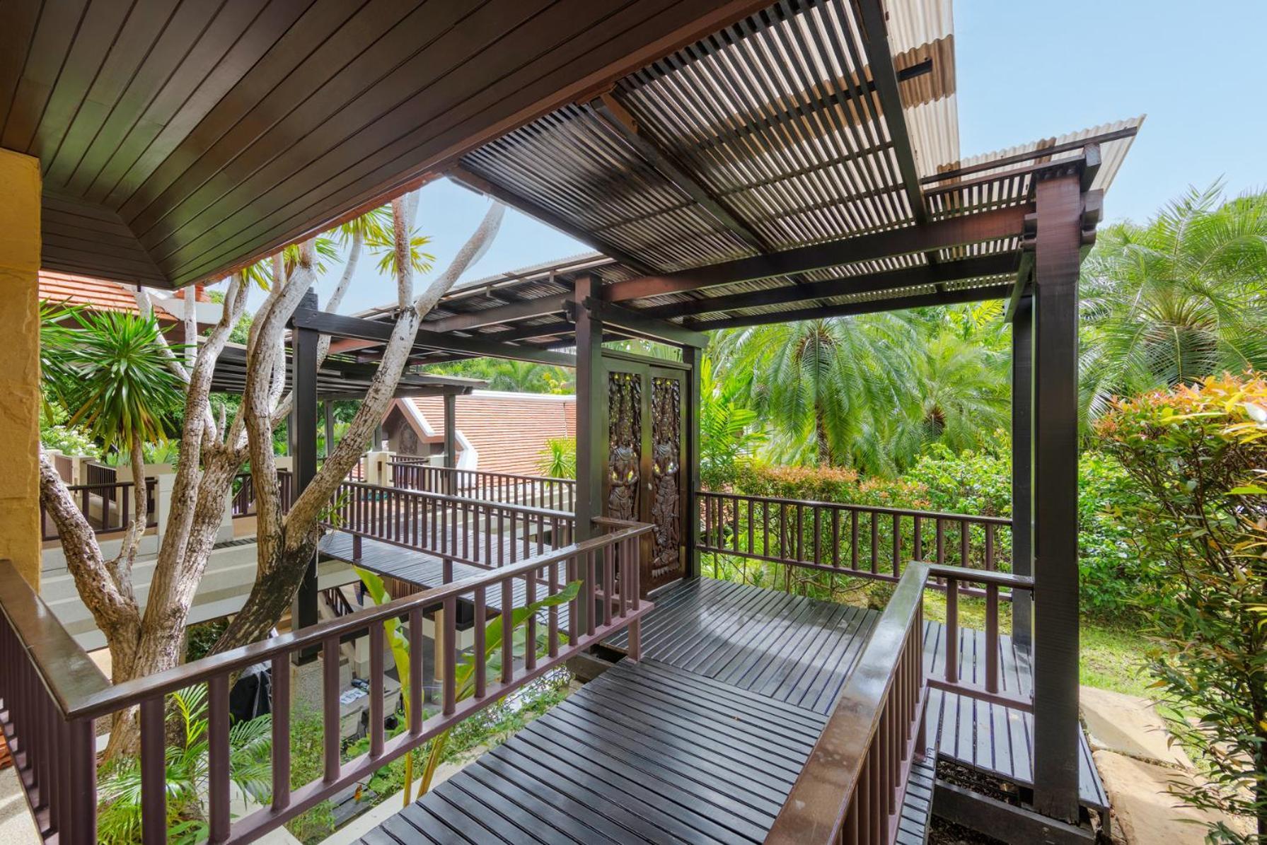 Baan Bua Estate By Tropiclook Villa Nai Harn ภายนอก รูปภาพ